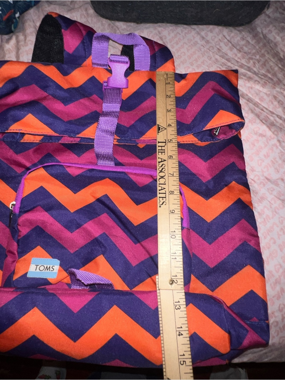 Tom’s backpack chevron pattern stand up - Picture 8 of 8